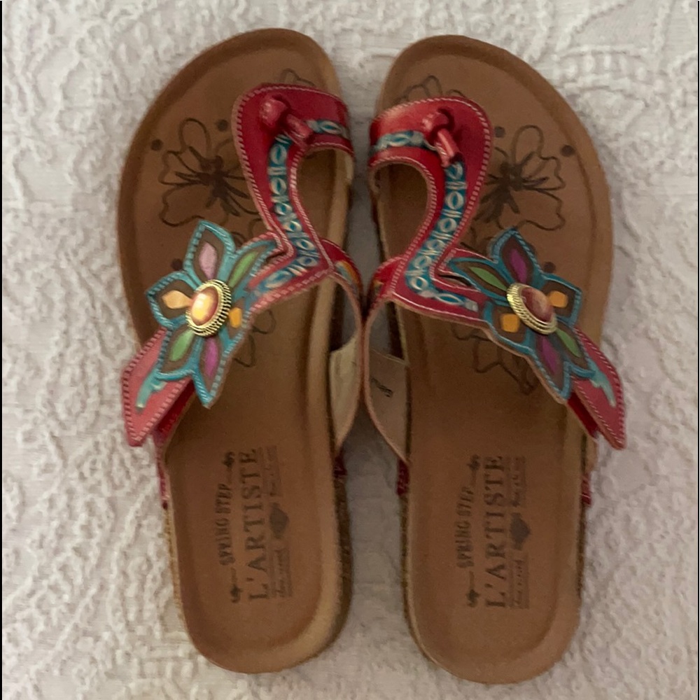 L'Artiste Spring Step Sandals Multi Color Like New